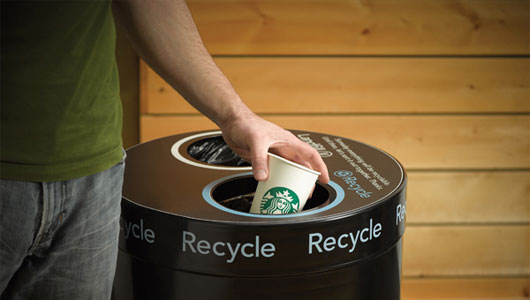 Starbucks est prêt à tester des gobelets recyclables et compostables